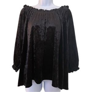 GAP Black Crushed Velvet Top. Size L